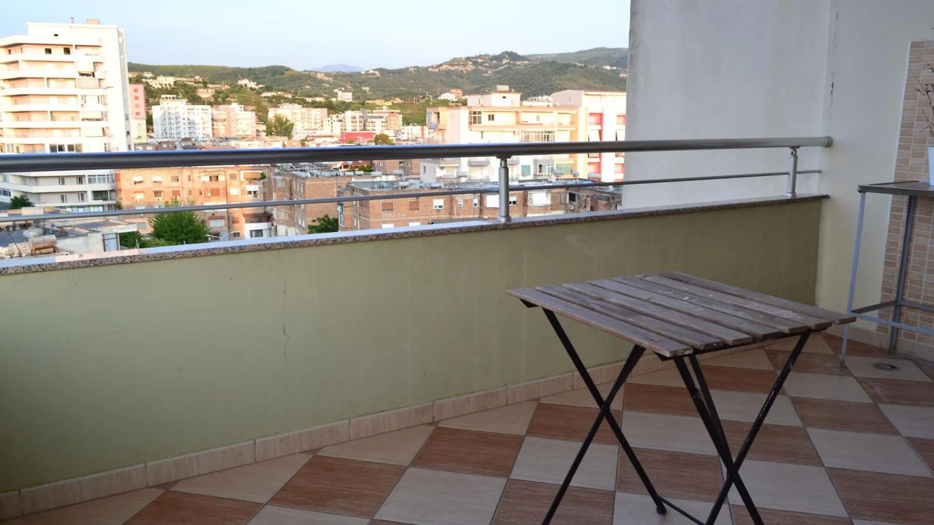 Penthouse Terrace De Luxe 4 Bedrooms Apartment Αλβανία