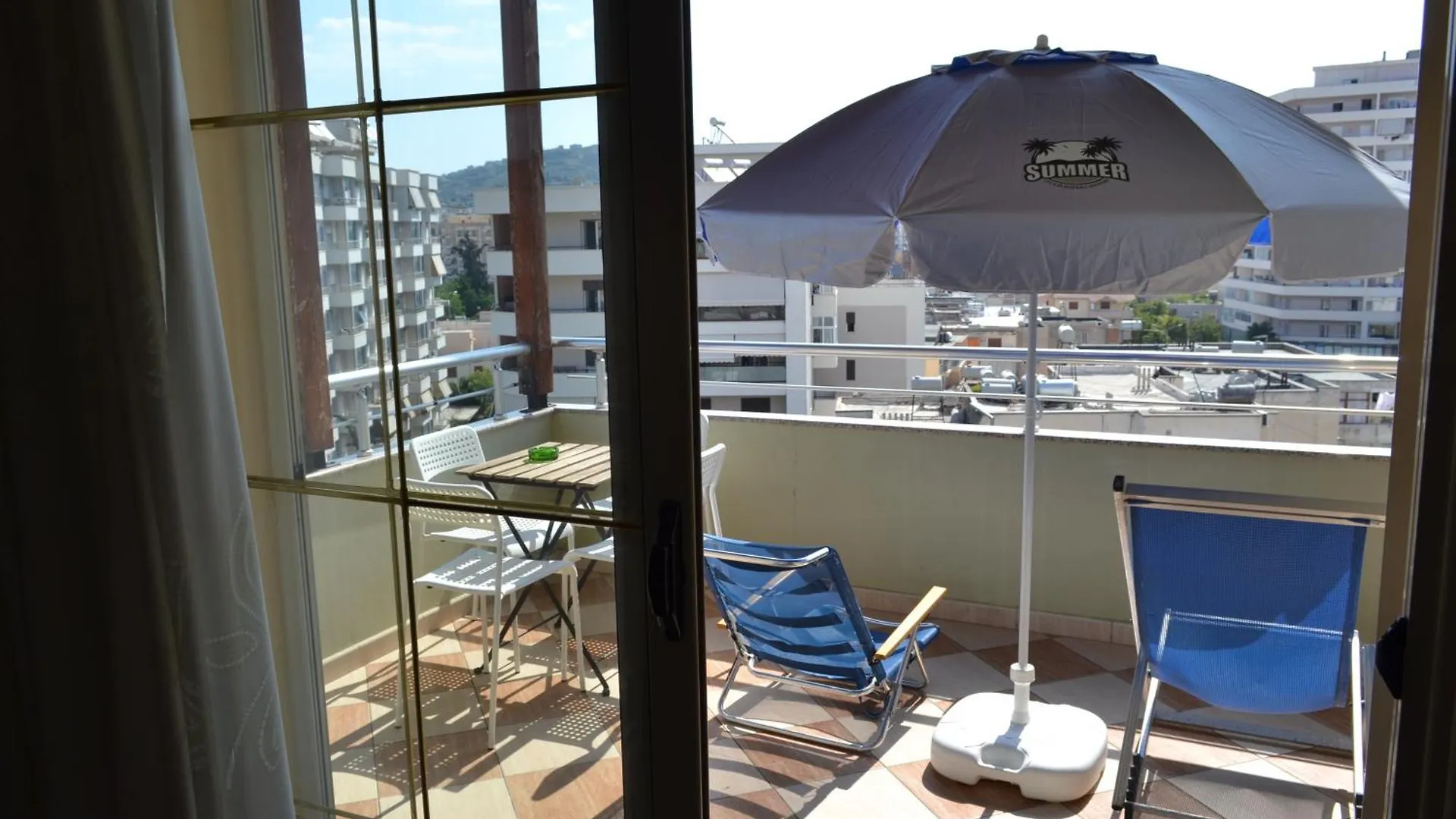 Penthouse Terrace De Luxe 4 Bedrooms Apartment