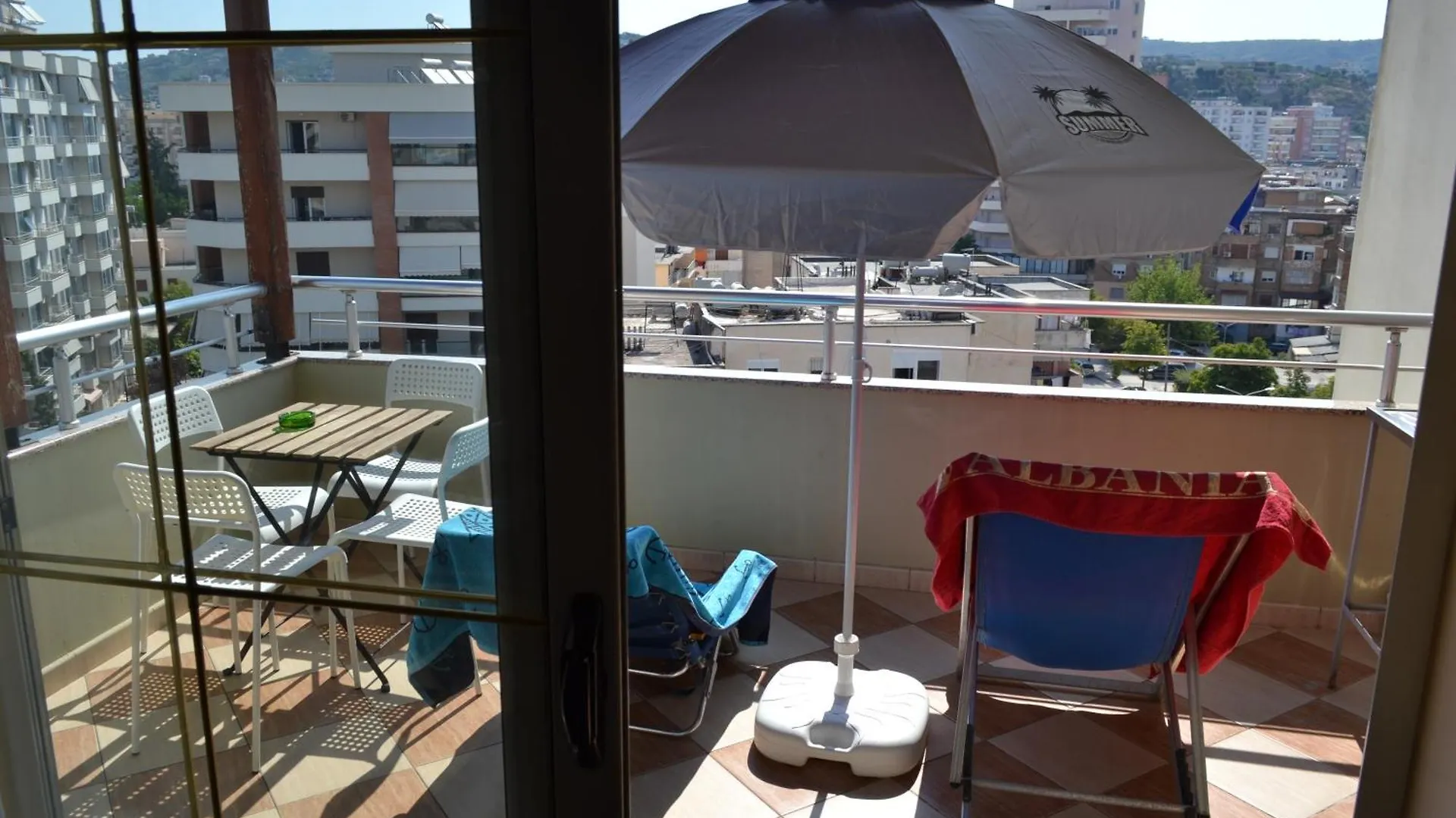 Penthouse Terrace De Luxe 4 Bedrooms Apartment  Vlorë