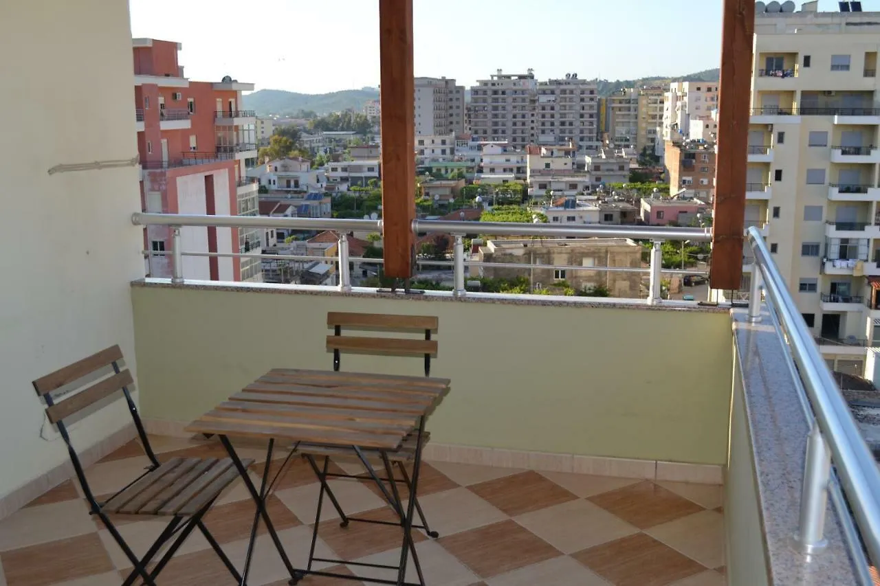 Penthouse Terrace De Luxe 4 Bedrooms Apartment Vlorë