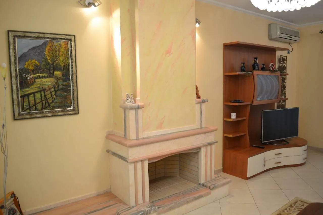 Penthouse Terrace 4 Bedrooms Apartment Vlore 0*,  Albania